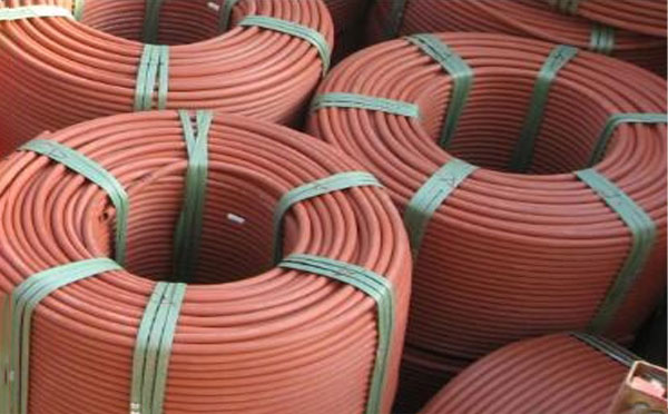 新城街道防火安全新标准：聚乙烯阻燃穿线管的选择指南